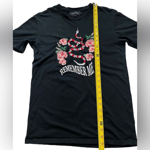 PacSun Men’s Small Embroidered Snake Rose Graphic Tee “Remember Me” Black - Picture 6 of 6